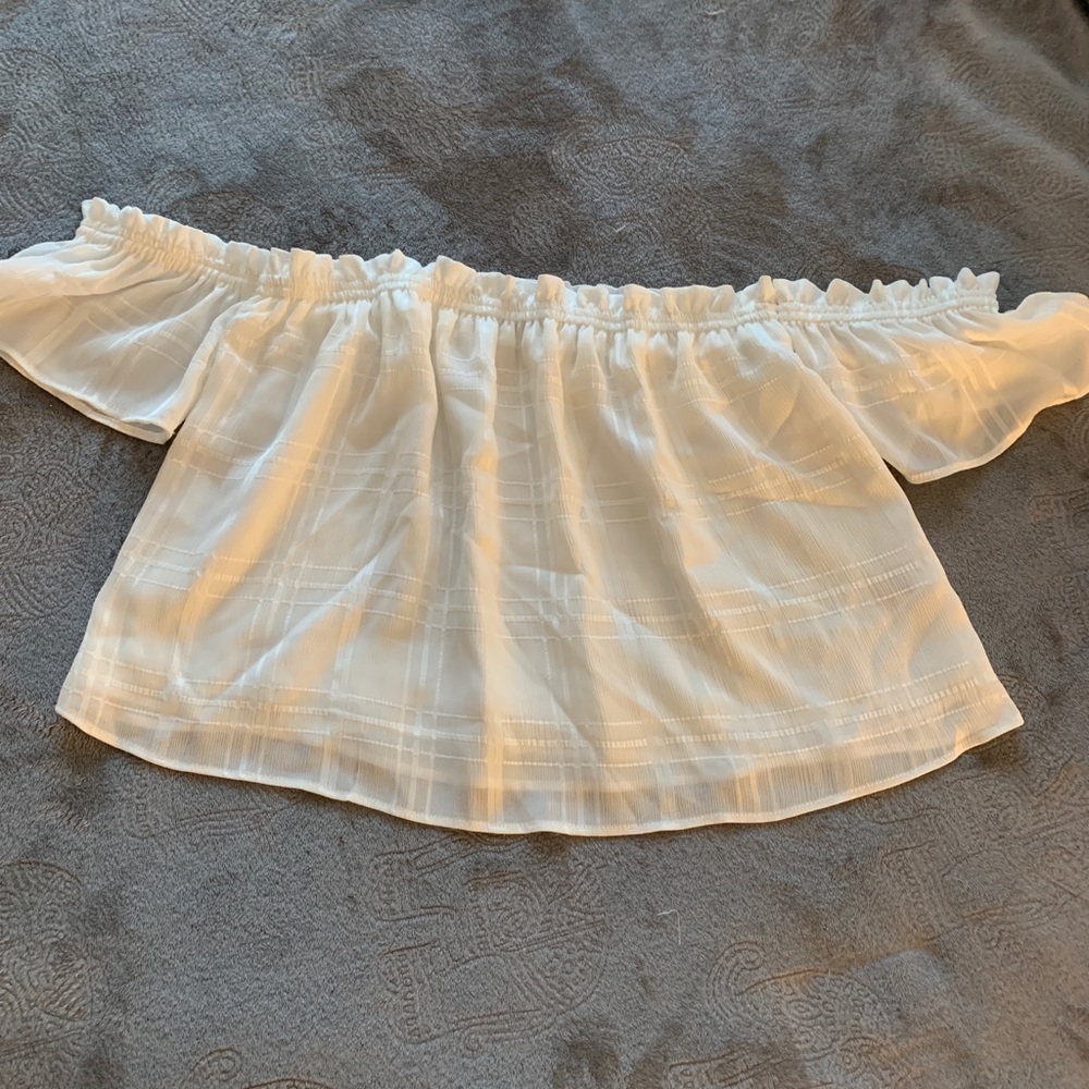 Dynamite white off-the-shoulder top